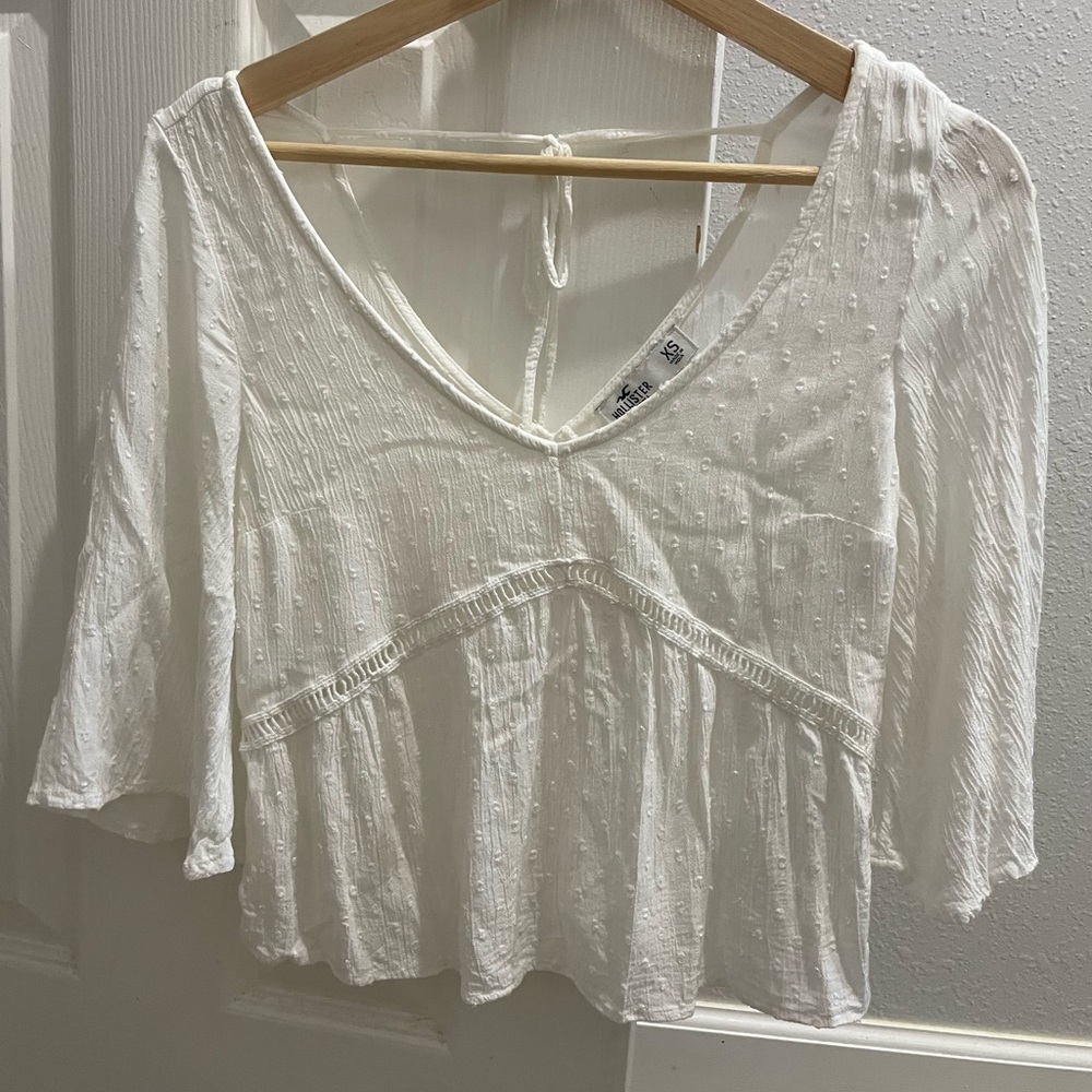 hollister white top